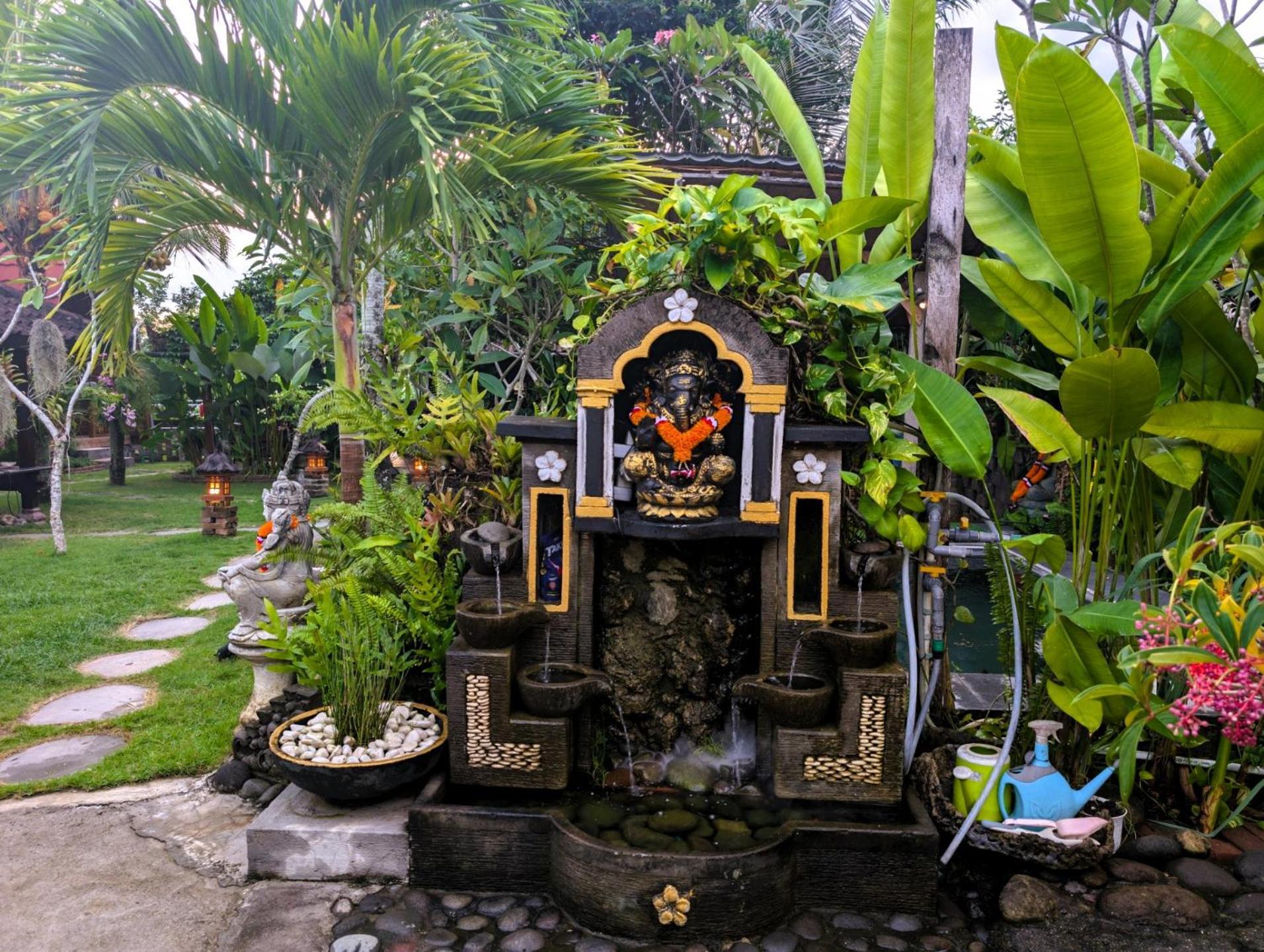 Ayumar Homestay Medewi Pulukan Exterior foto